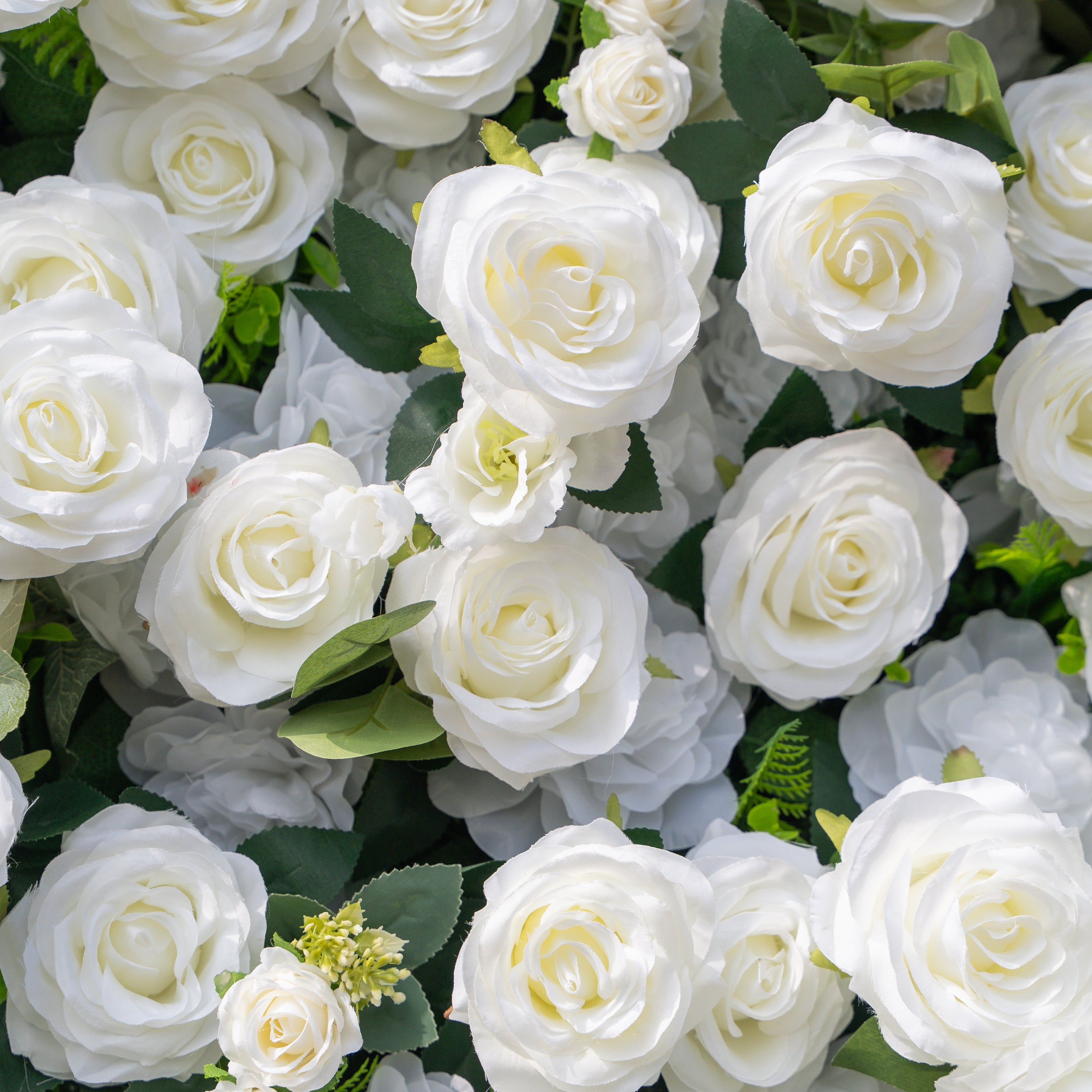 Sylas: 5D Luxury White Rose &amp; Forest Foliage Silk Floral Wall Roll-Up Fabric Backdrop for Elegant Garden Weddings &amp; Receptions