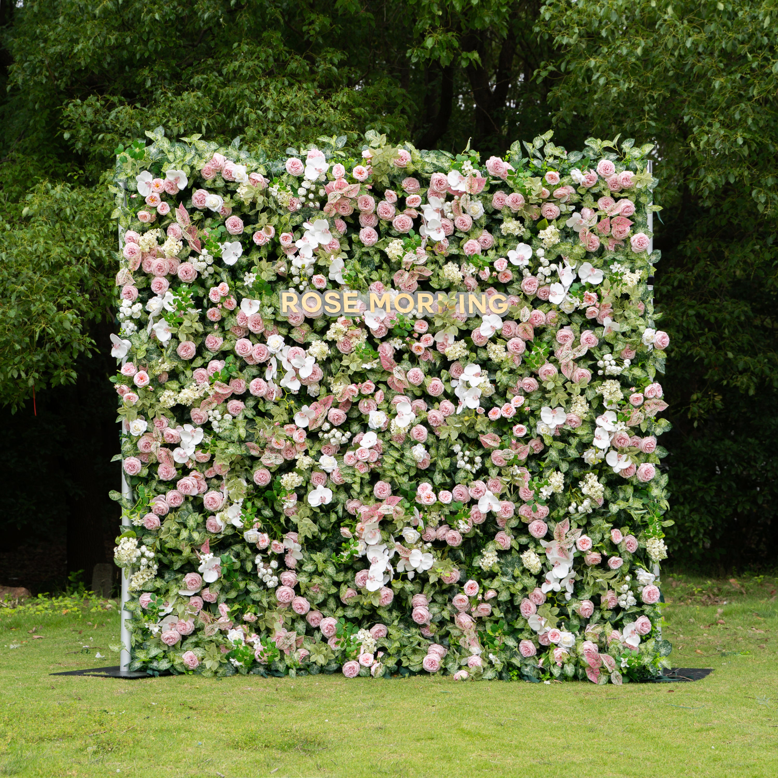 Tori：5D Fabric Artificial rolling up curtain flower wall