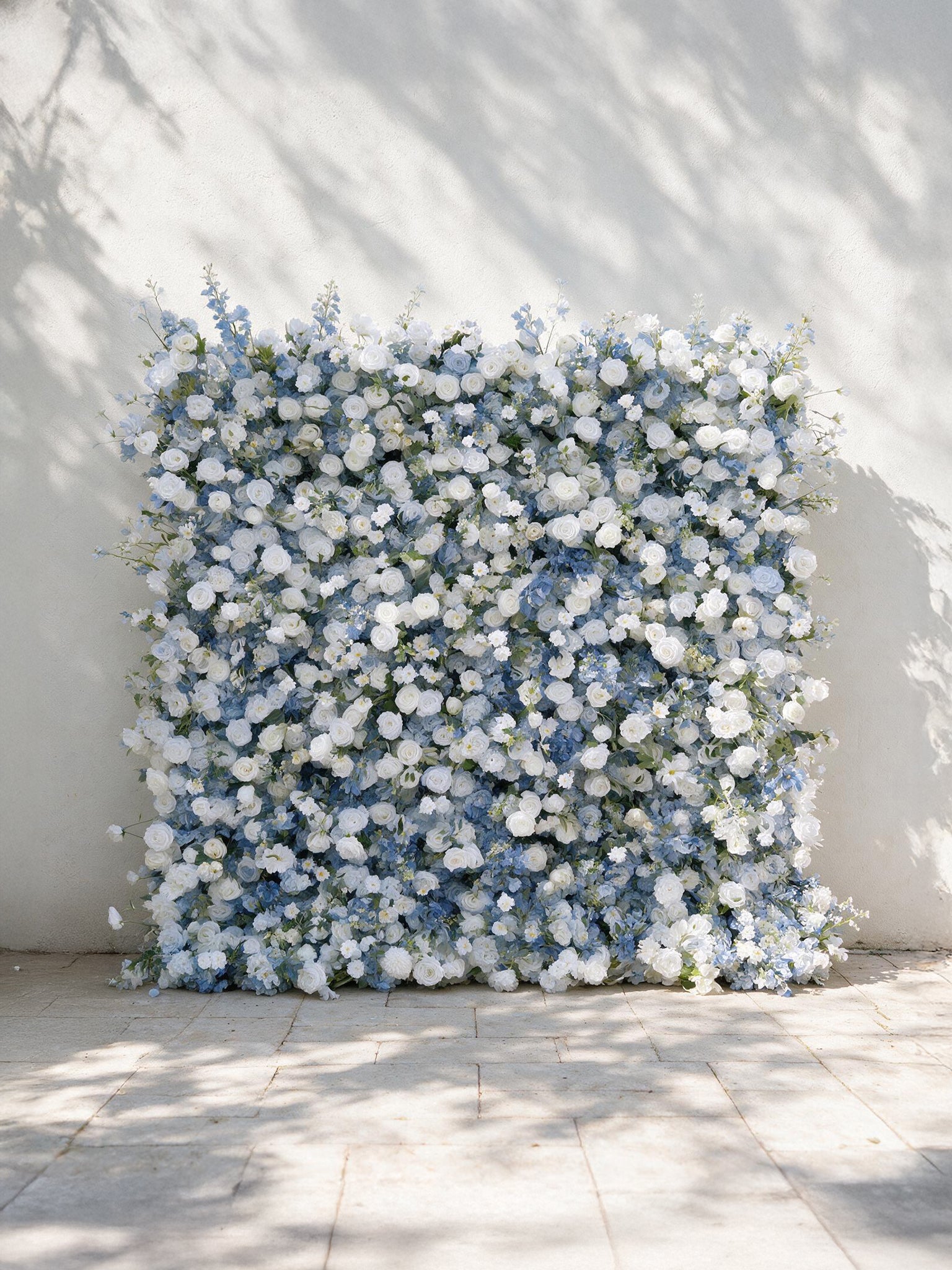 Cerulean：2026 Luxury 5D White &amp; Blue Floral Wall with Greenery Roll-Up Backdrop for Whimsical Bridal Showers