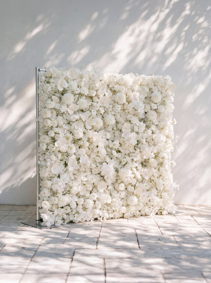 Opal：2026 Luxury 5D All-White Floral Wall with Greenery Roll-Up Backdrop for Rustic Garden Weddings