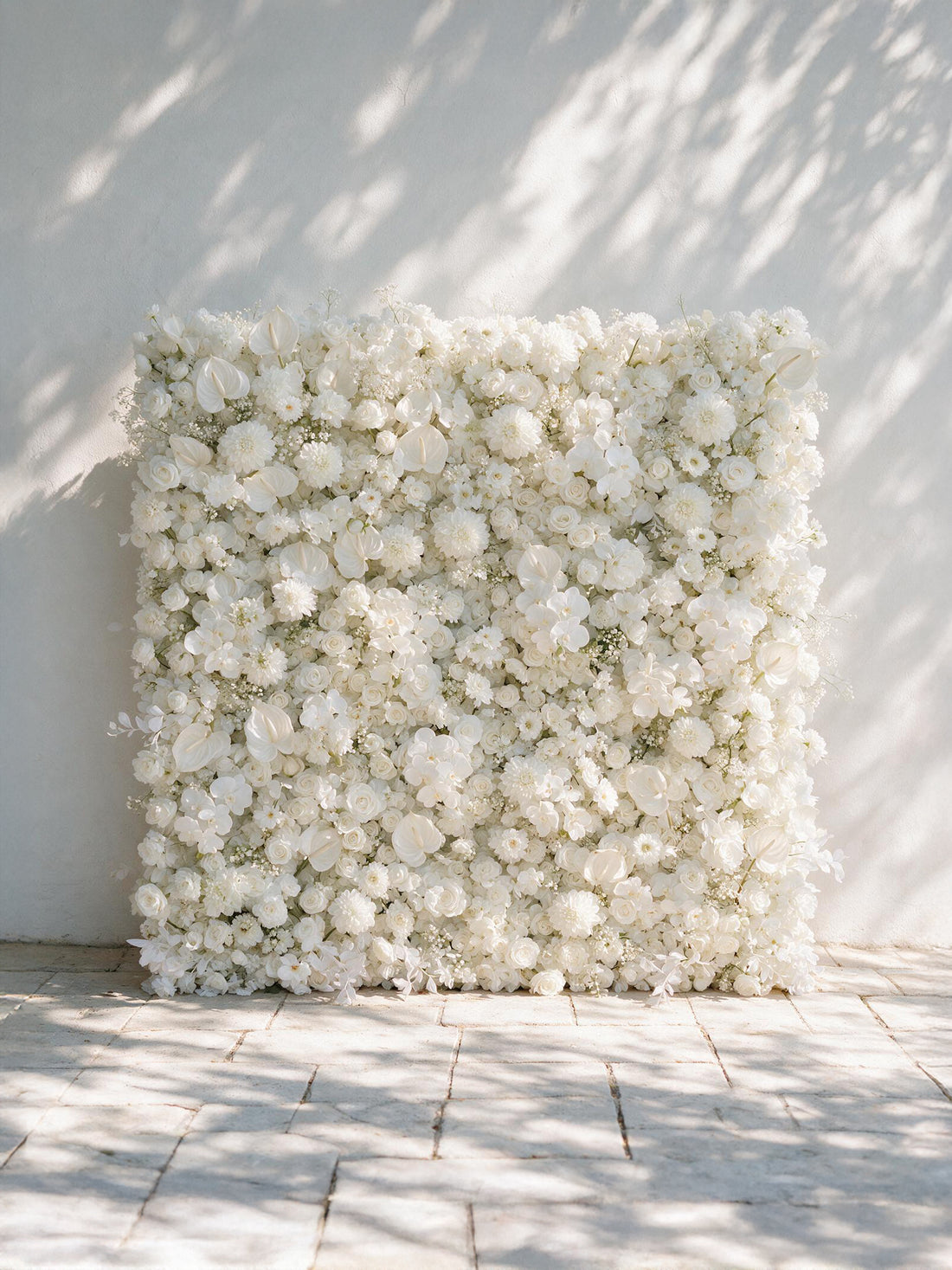 Opal：2026 Luxury 5D All-White Floral Wall with Greenery Roll-Up Backdrop for Rustic Garden Weddings